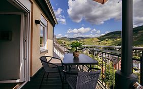 Sky Apartment, Blick Zur Mosel, Grosser Balkon, Kaffeemaschine, Smart Tv