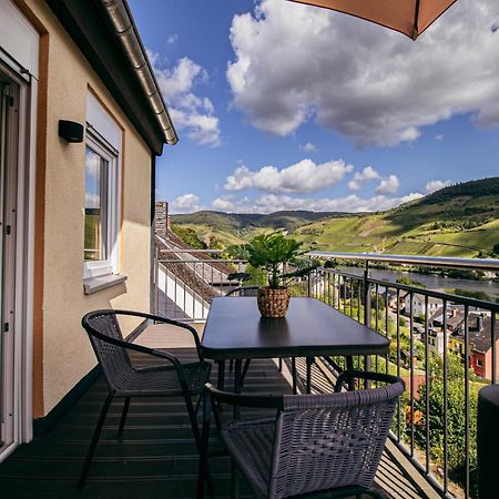 Sky Apartment, Blick Zur Mosel, Grosser Balkon, Kaffeemaschine, Smart Tv Zell Buitenkant foto