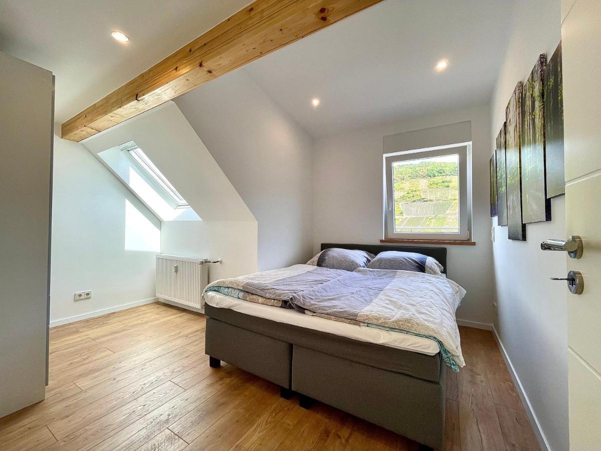 Sky Apartment, Blick Zur Mosel, Grosser Balkon, Kaffeemaschine, Smart Tv Zell Buitenkant foto