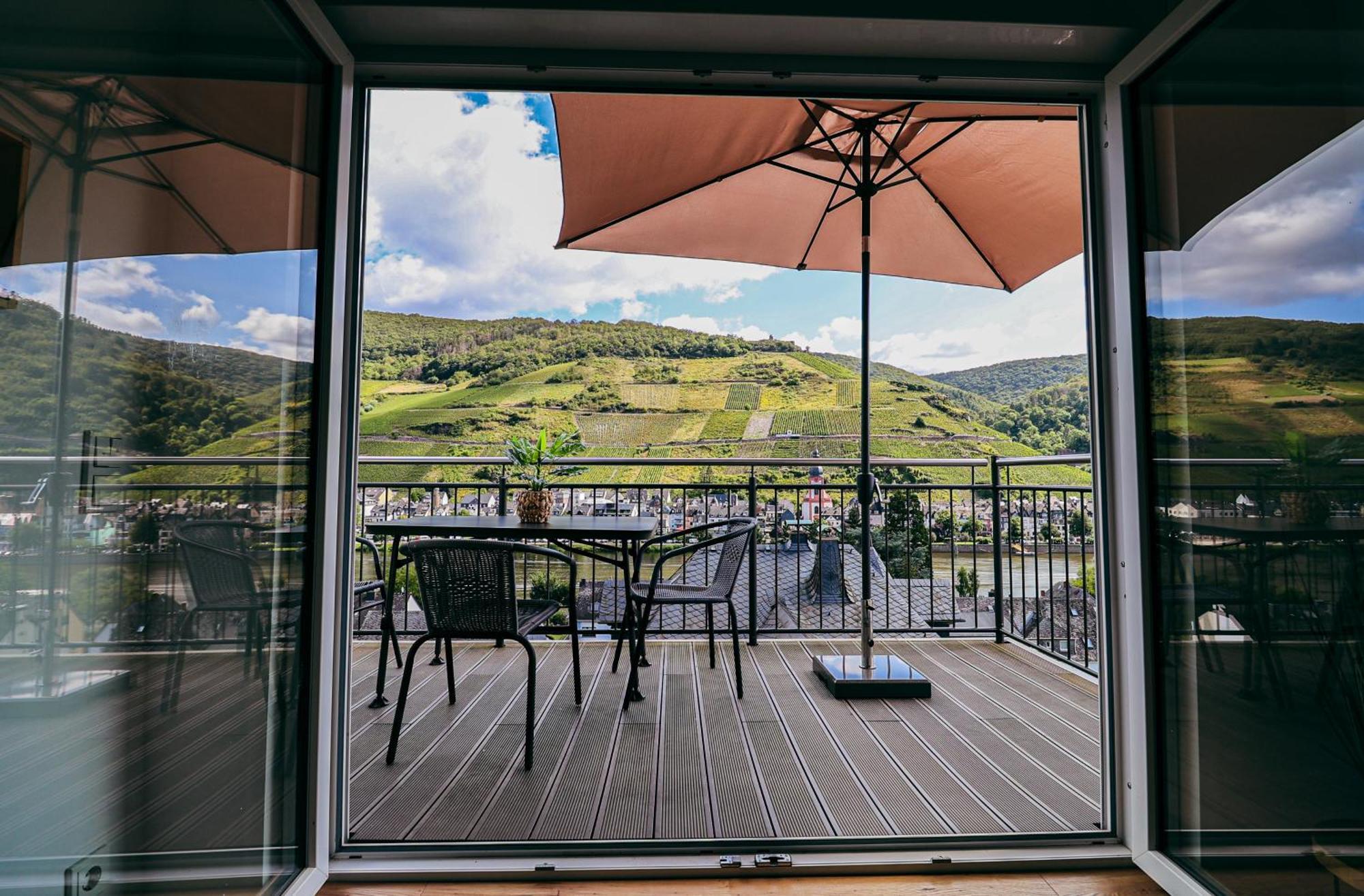 Sky Apartment, Blick Zur Mosel, Grosser Balkon, Kaffeemaschine, Smart Tv Zell Buitenkant foto